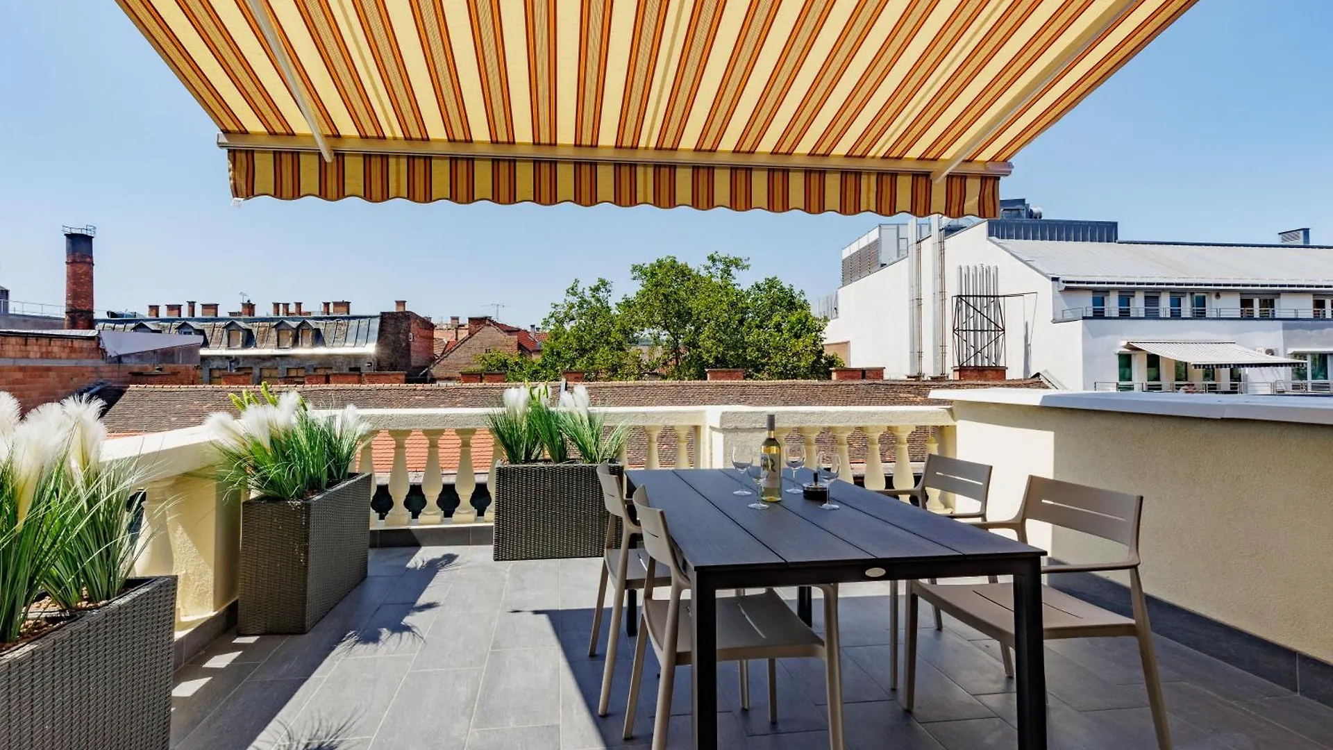 בודפשט Klauzal Rooftop Suit